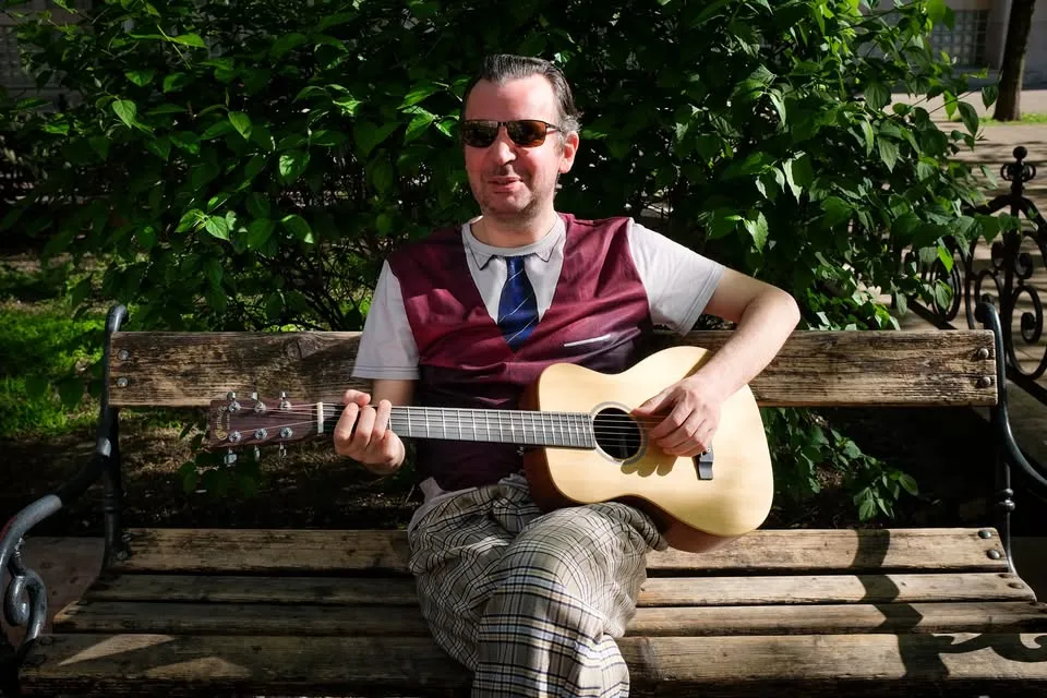 BÉRCZESI RÓBERT SZÓLÓKONCERT // SZEGED, VÁROSI ROCK KLUB